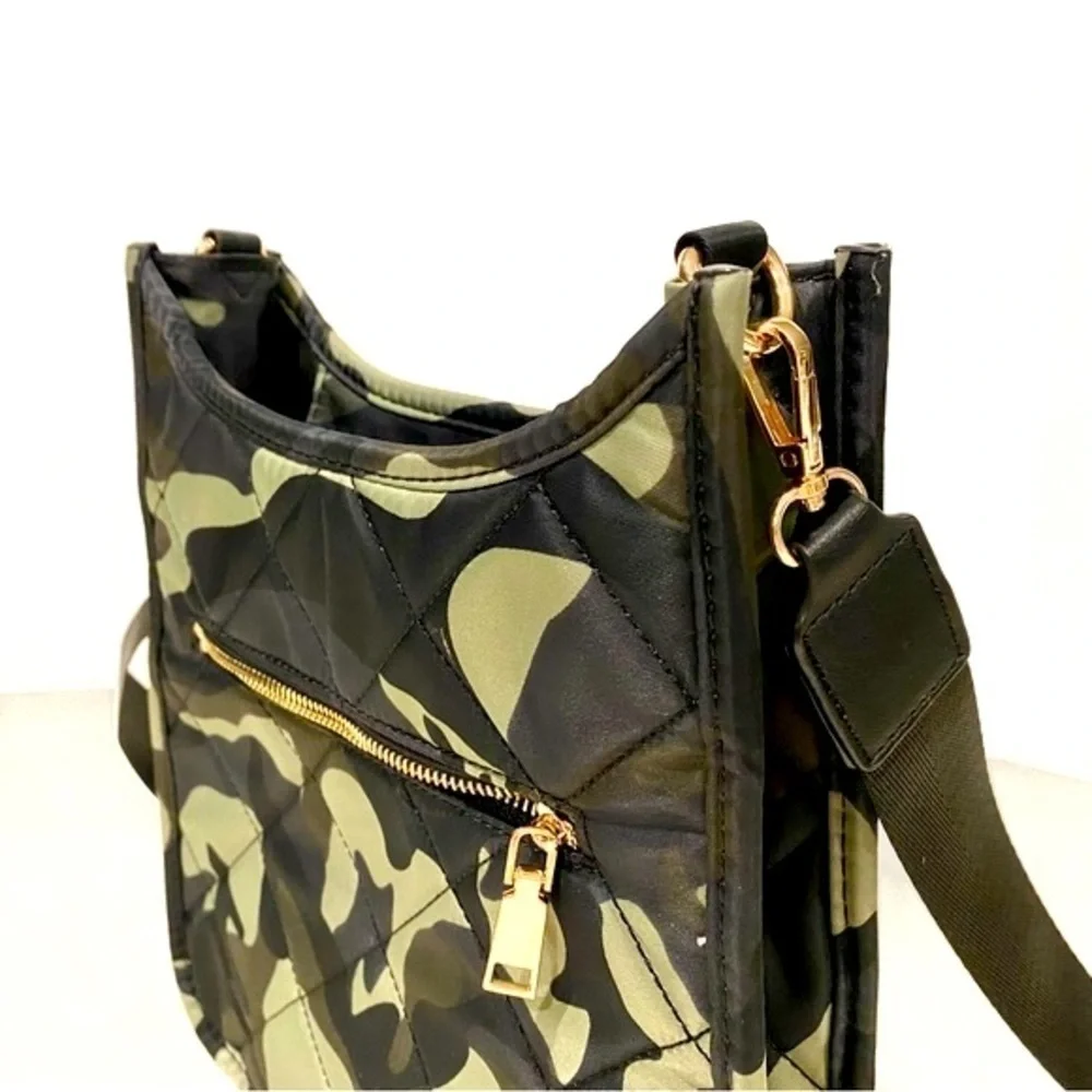 LIKE NEW — Mix No. 6 Margo Camouflage print Crossbody Bag